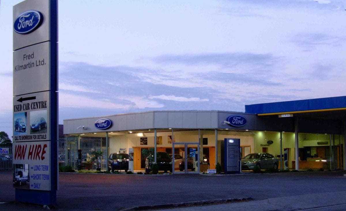 Showroom Banner